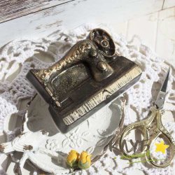 Швейная машина, форма пластиковая