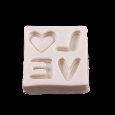 Молд "Love с сердцем"