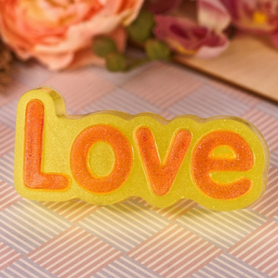 Love (надпись), форма пластиковая